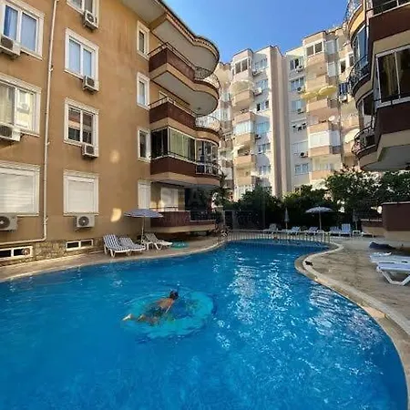 Apartamento 5 Mins From The